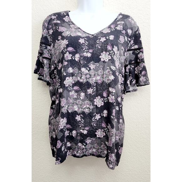 Cato Black Purple White Floral Print Short Bell Sleeves Top Medium Lightweight - Picture 1 of 5